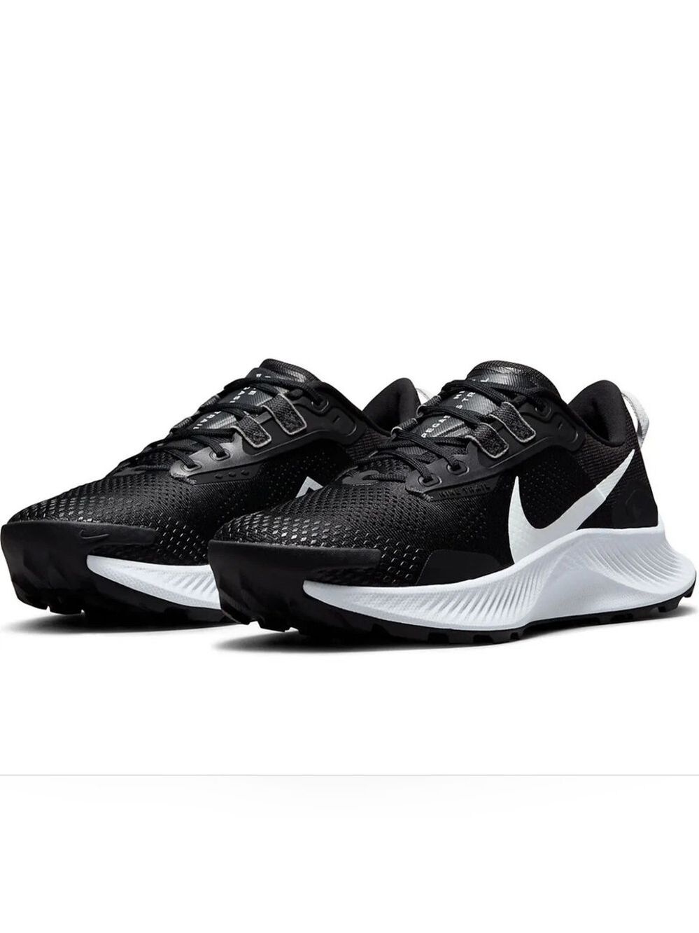 Nike Pegasus Trail 3 Mens Black & White Hiking Sneakers DA8697